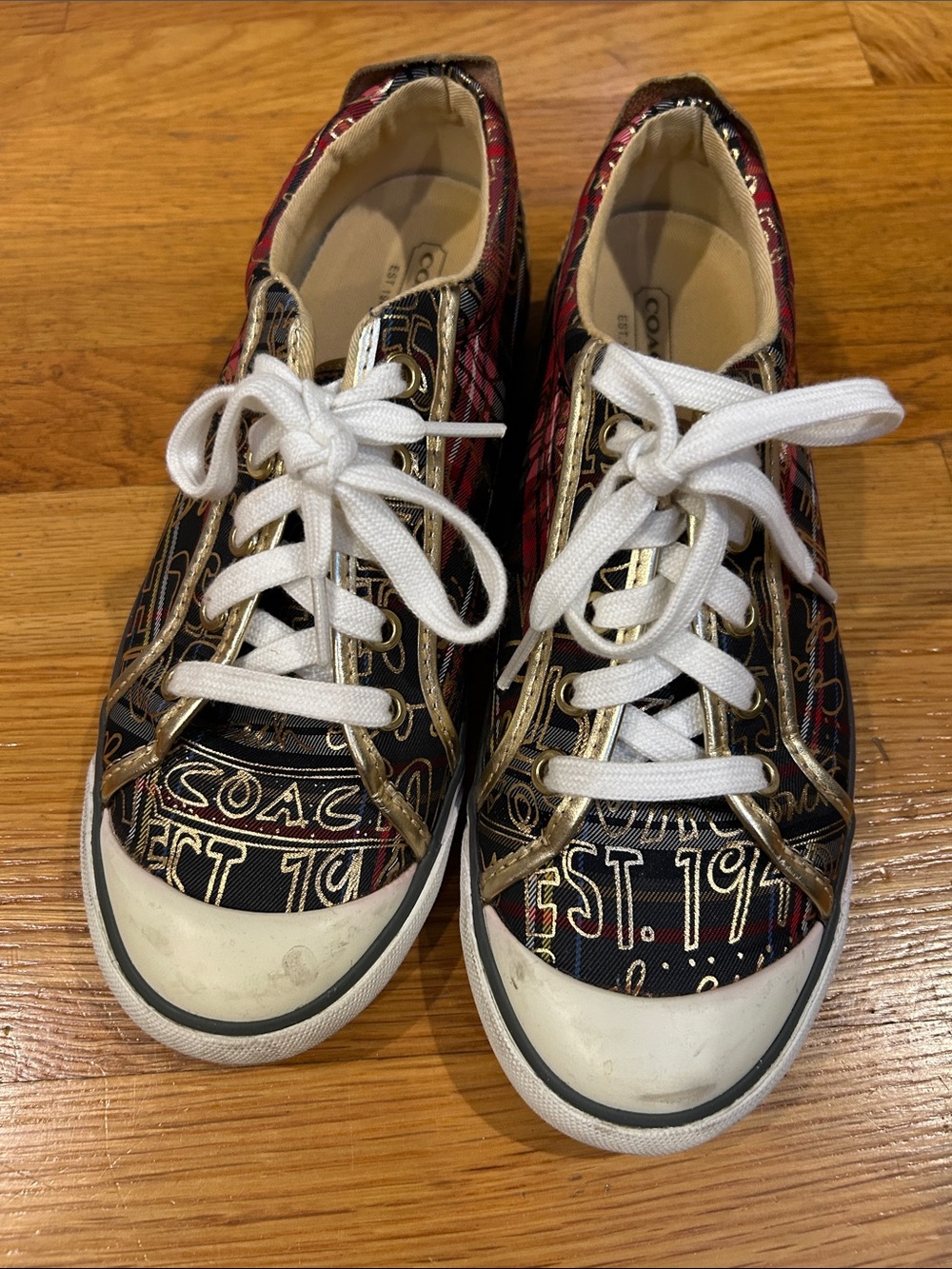 Coach Womens Black & Red Signature Script Low-Top Sneakers
